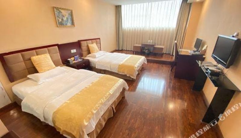 Zimmer - Meishan Yijia Hotel