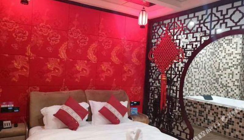 Zimmer - Butterfly Love Theme Hotel (Meishan Statue Plaza Store)