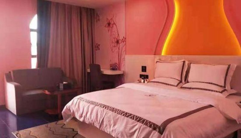 Vista interna - Pingguo Weisner Theme Hotel