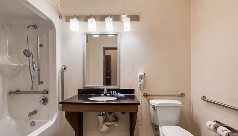 Kamer - Best Western North Attleboro / Providence Beltway