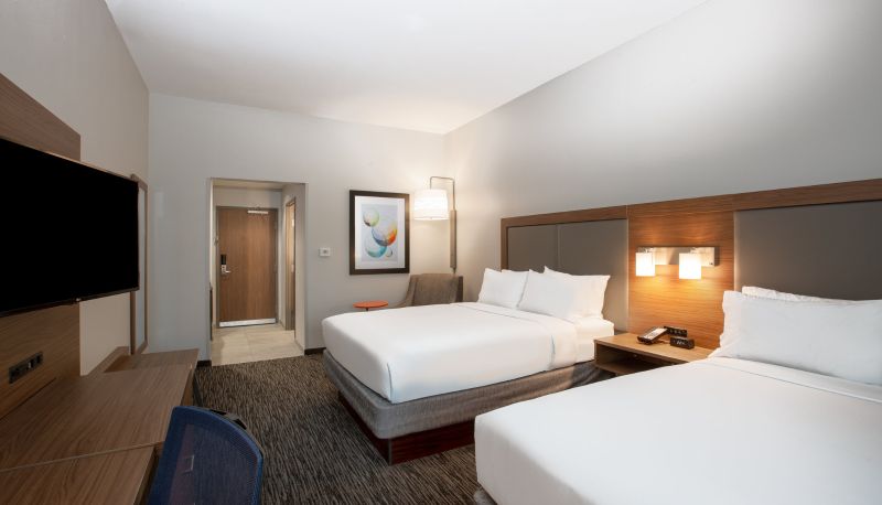 Room - Holiday Inn Express & Suites NORFOLK by IHG
