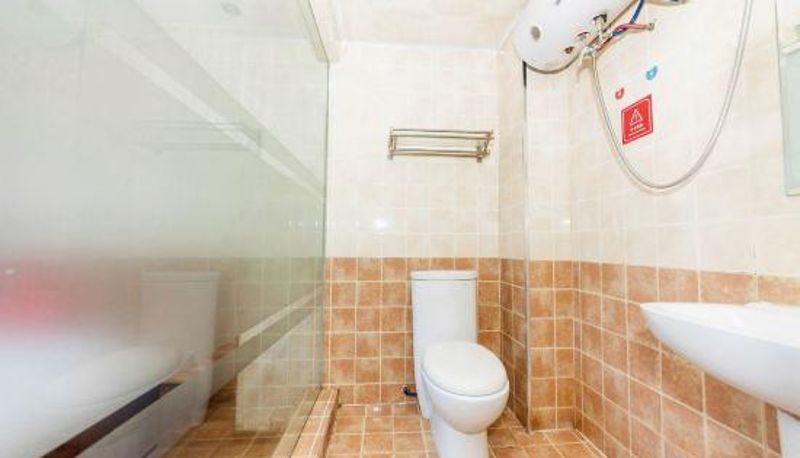 Kamer - OYO suihua university express apartment