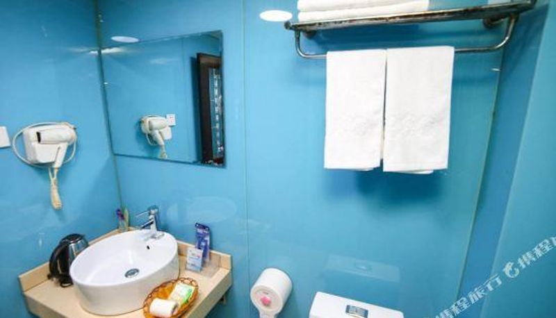 Vista interna - Jingmen Yimin Business Hotel