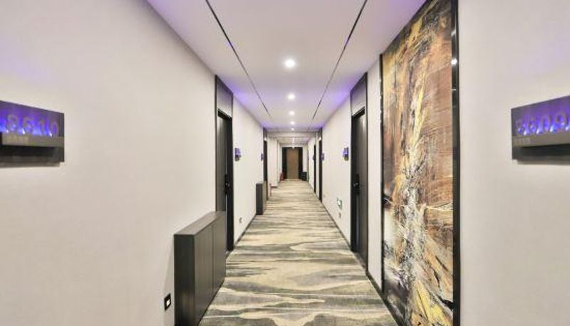 Recepcja - Baicheng Go Home Business Hotel (Railway Station Xinhua East Road Branch)