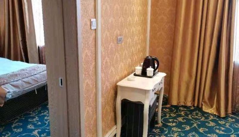 Camera - Baicheng Jinzuo Business Hotel
