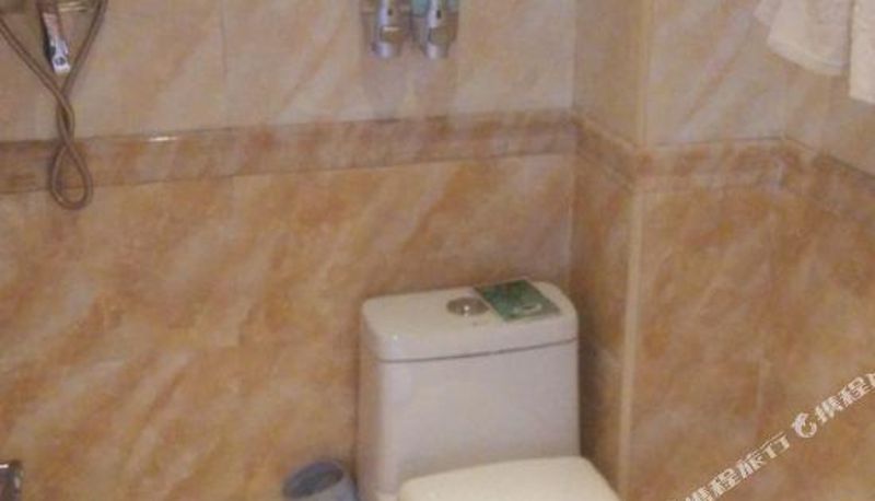 Camera - Baicheng Jinzuo Business Hotel
