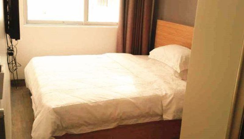 Kamer - Yulin Hongjin hotel