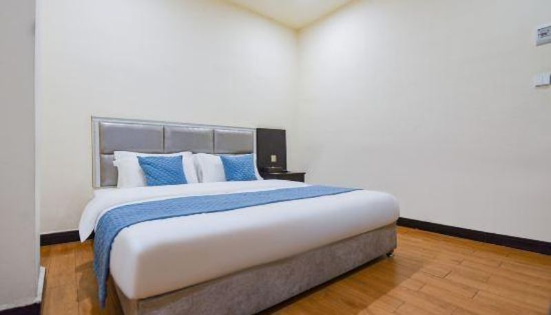 Camera - Yuefeng Business Hotel