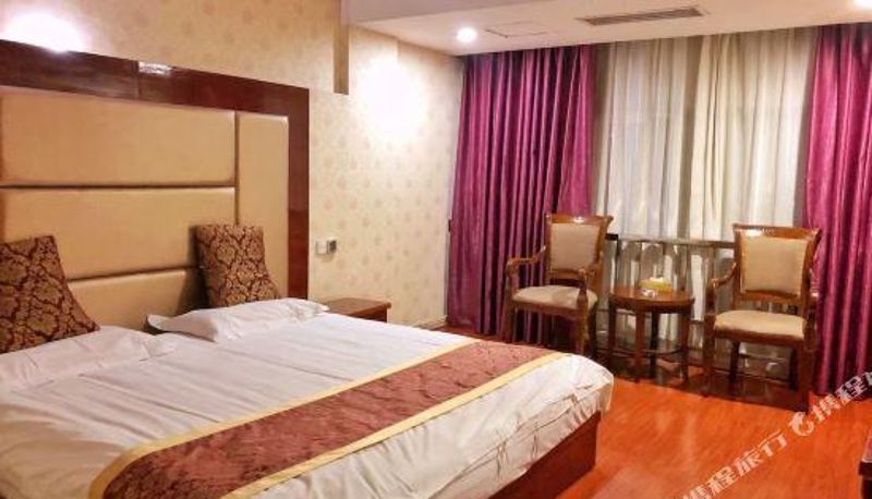 Camera - Huangting Business Hotel