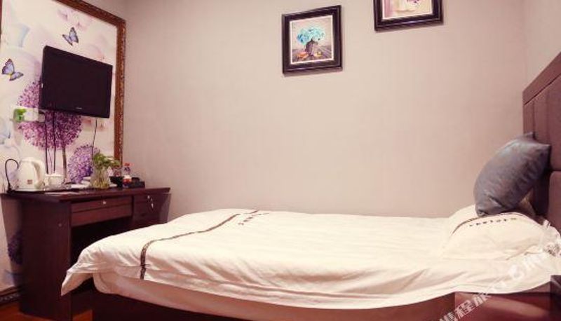Habitación - Green orange Theme Hotel