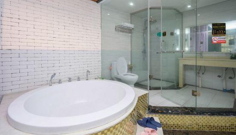 Camera - Guang'an Nanting Hotel