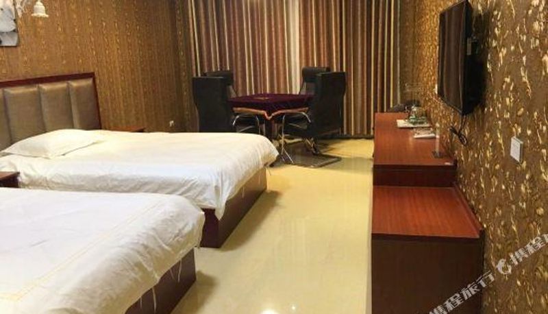 Zimmer - Jiaozuo Love Hotel