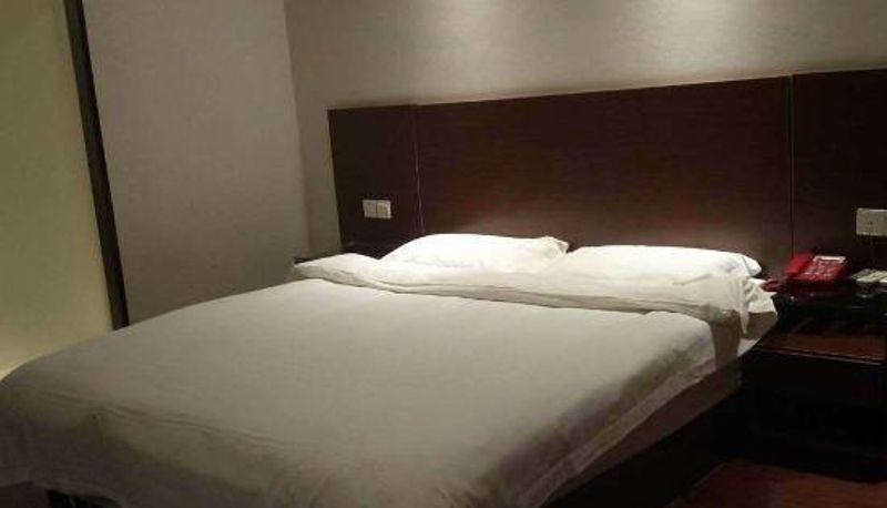 Zimmer - Leping 9799 City Hotel