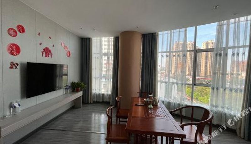 Zimmer - Zhongzhou International Hotel (Luohe Bell Tower Plaza)