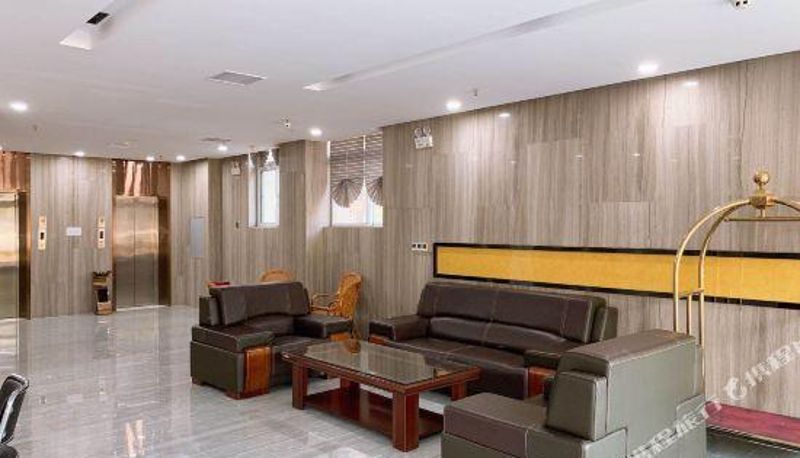 Recepcja - Luohe City) Liangqi Hotel (Zhaoling District Government Store