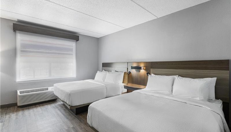 Zimmer - Best Western Plus Savannah Gateway