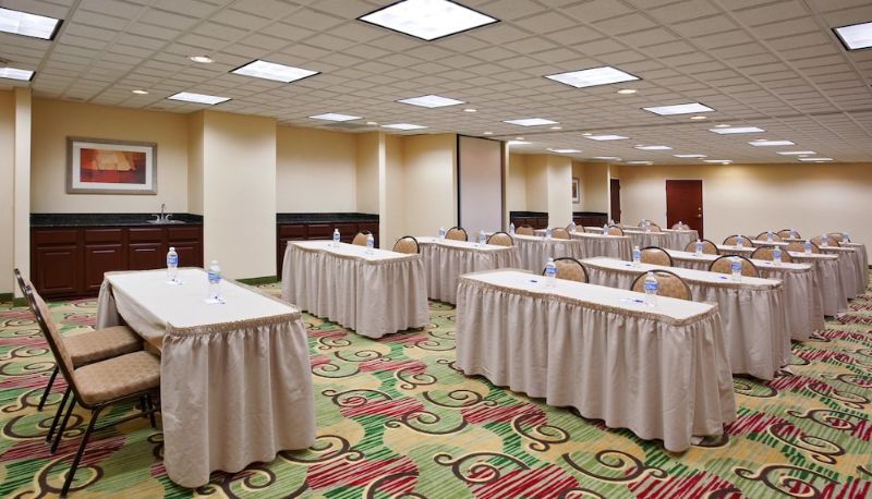 Sala na spotkanie - Holiday Inn Express & Suites CLEVELAND-STREETSBORO by IHG