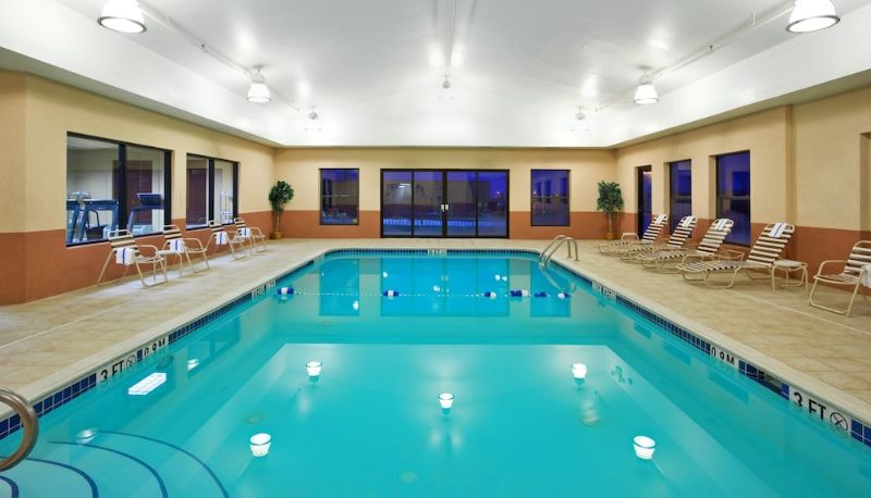 Basen - Holiday Inn Express & Suites CLEVELAND-STREETSBORO by IHG