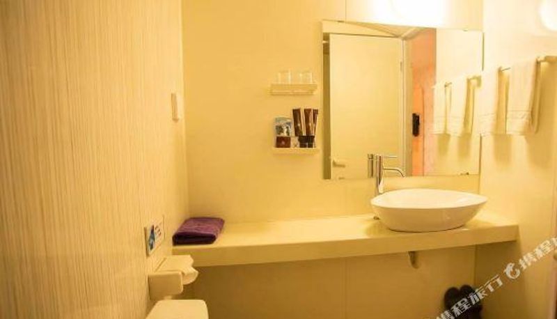 Camera - Memo's Hotel