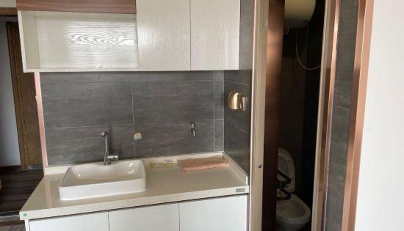 Zimmer - Moye Apartment