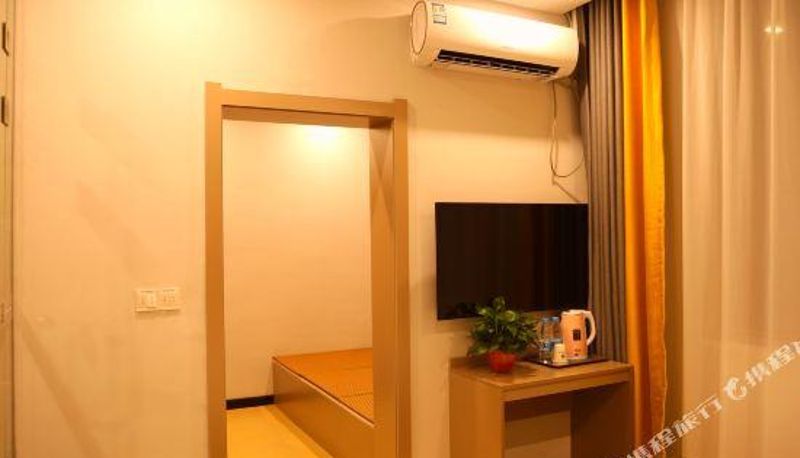 Camera - Home Chain Hotel (Yiyuan Branch)