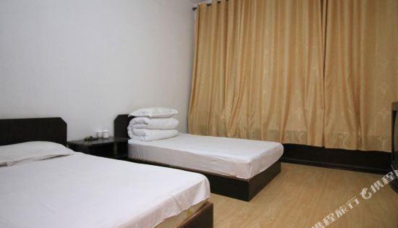 Kamer - Haiyang Jinhuili Business Hotel