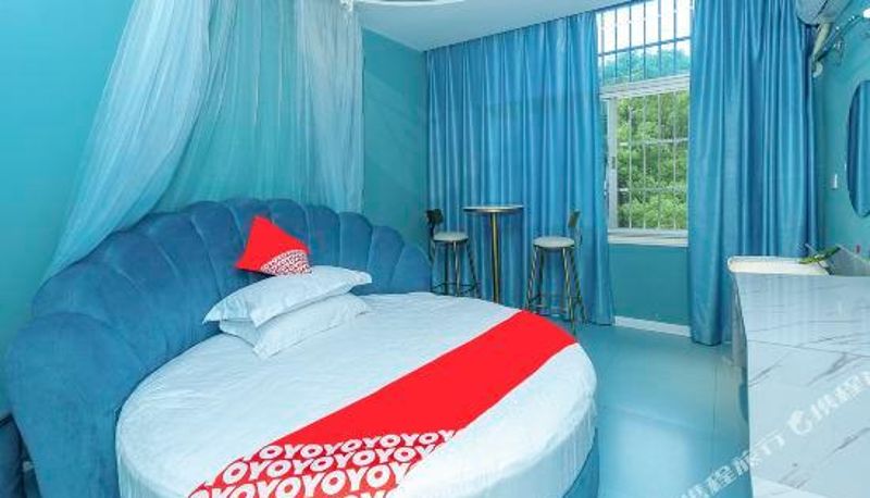 Camera - Like You Theme Hotel
