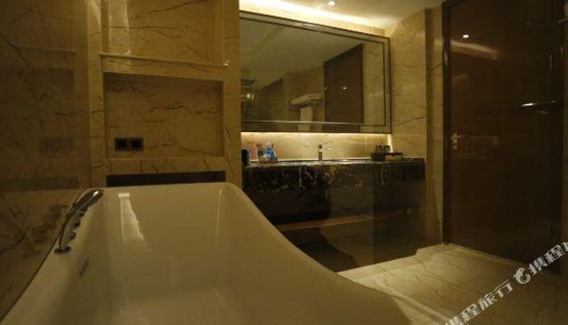 Camera - Yuhong International Hotel