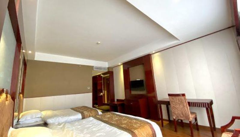 Room - Yujian Shangpin  Hotel(Rose City Store)