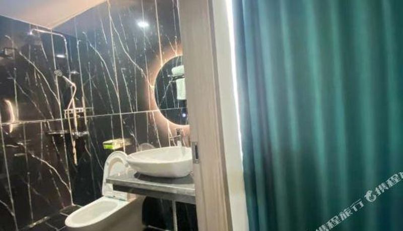Camera - Xiangyang Chenjiatang Hotel