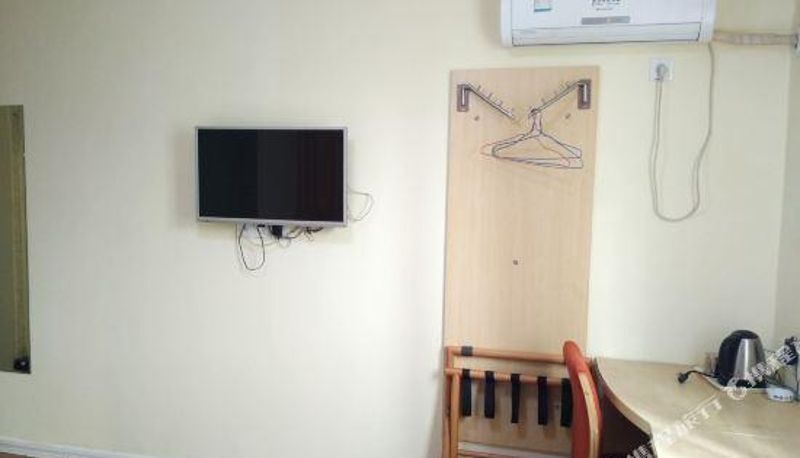 Camera business - Eight Days Express Hotel (Yushu Yaodu North Avenue Branch)