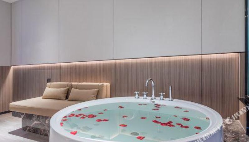 Room - Ezzi HOTEL