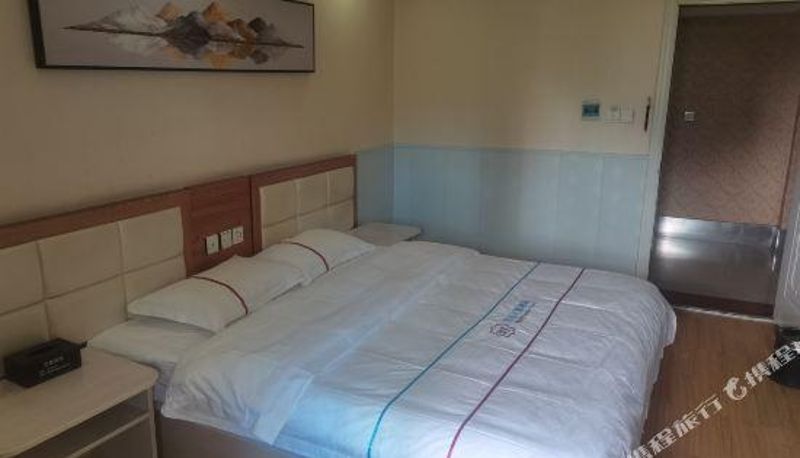 Habitación - Zhangshu Yijia Theme Hotel