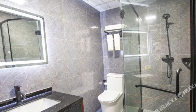 Zimmer - Jincheng Hotel (Yongzhou Vision Plaza)