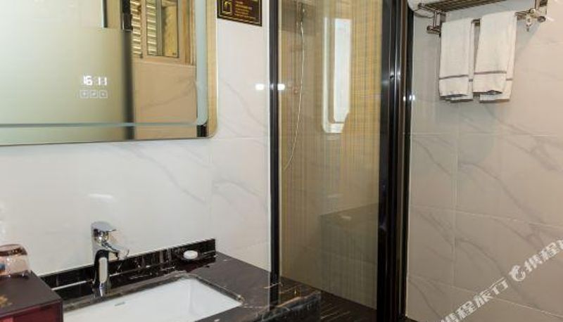 Habitación - Xiaoxiang Lakeside Hotel (Yongzhou Municipal Committee Zhongbang Plaza Imperial Branch)