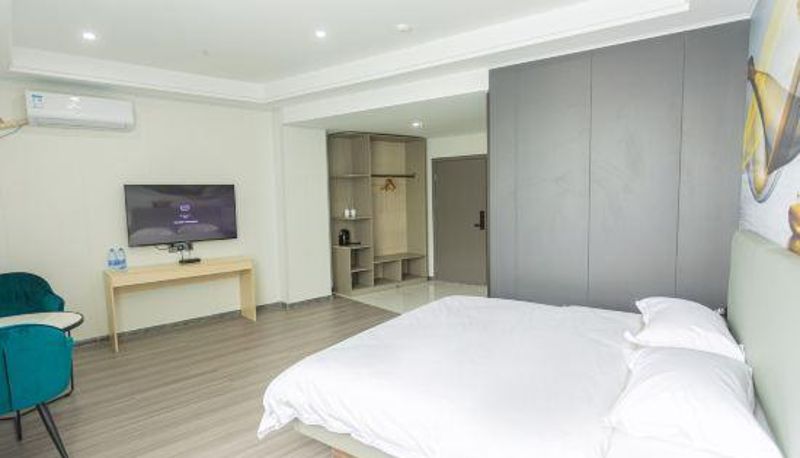 Camera - Yongzhou Yueju Hotel