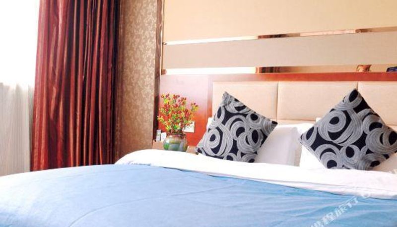Camera - Shengyi Hotel (Duyun Daximen)