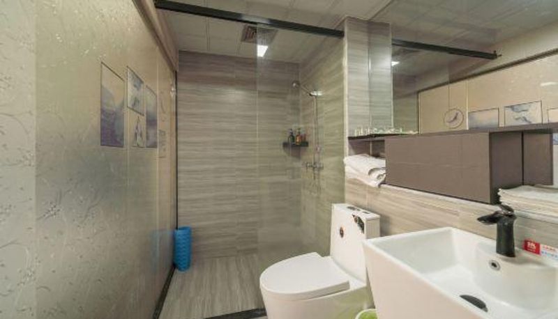 Room - Sunshine Hotel