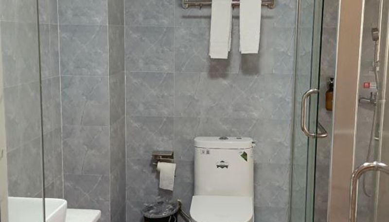 Room - Sunshine Hotel