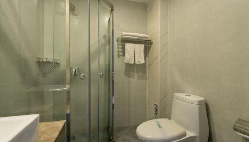 Camera - Grey Whale Hotel (Gongyi Jianshe Road Dennis Branch)