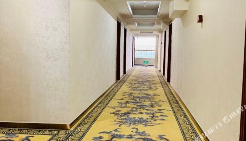 Widok wnętrza - Dousheng Hotel