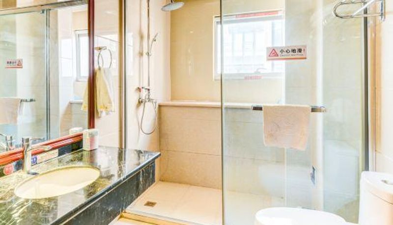Camera - Pengshan Business Hostel