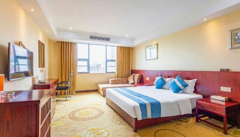 Zimmer - New Joy Hotel