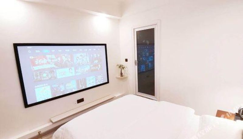 Zimmer - Jack Creative Movie Hotel