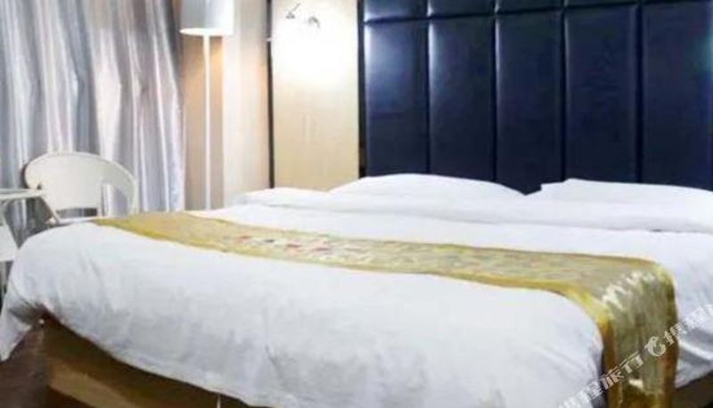 Zimmer - Super 8 Lechang Shaoguan Renmin Middle Road