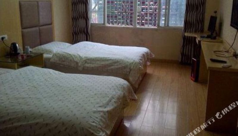 Zimmer - Xianning Jinlong Hotel