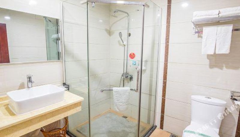 Zimmer - Huifeng Hotel