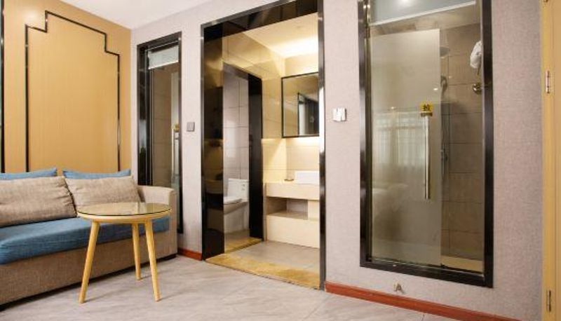 Zimmer - City One Hotel