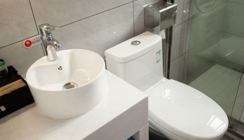 Zimmer - City One Hotel