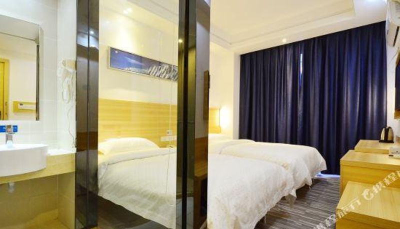 Camera - Qixi City Hotel (Xianning Times Square)